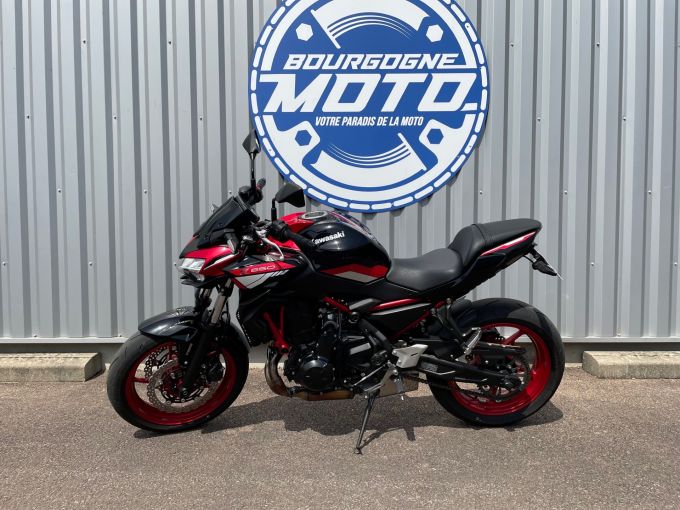 KAWASAKI Z 650 (47.5CV) 4