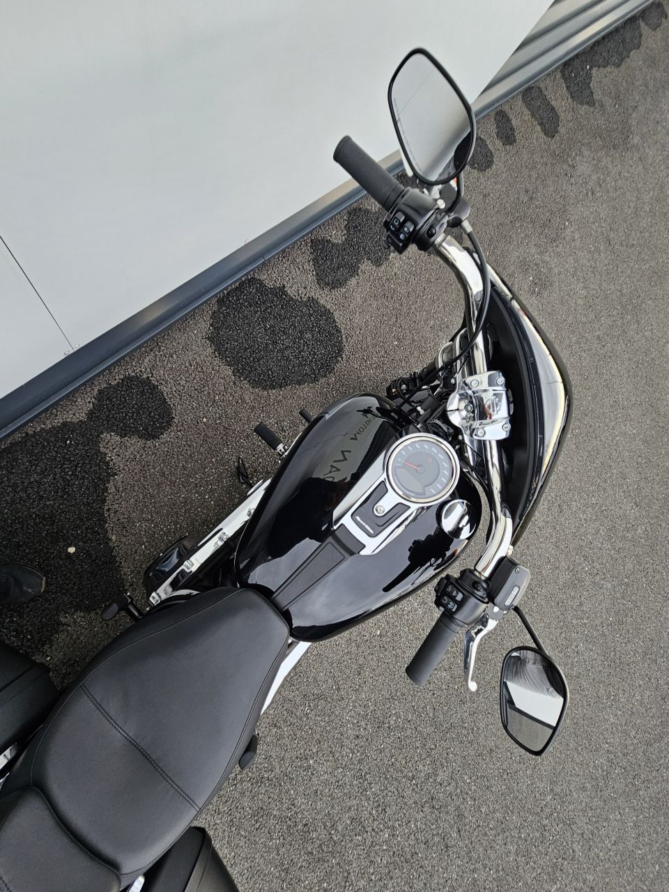 HARLEY-DAVIDSON SOFTAIL SPORT GLIDE 1745 4