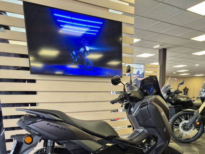 YAMAHA NMAX 125 TECH MAX 4
