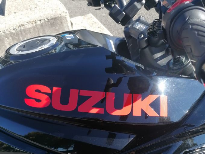 SUZUKI KATANA 1000 4