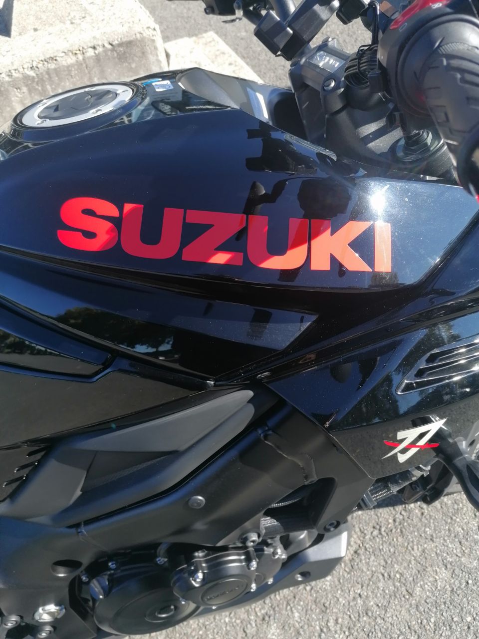 SUZUKI KATANA 1000 4