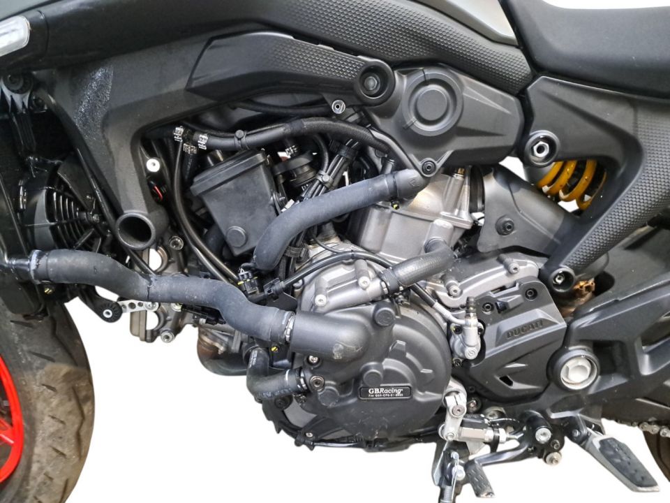 DUCATI MONSTER 900 4