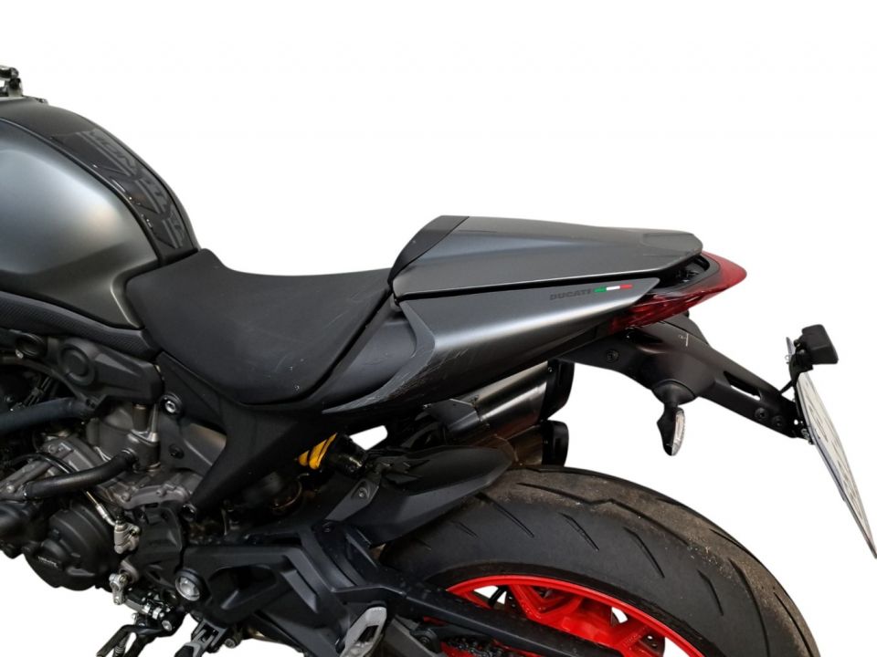 DUCATI MONSTER 900 4