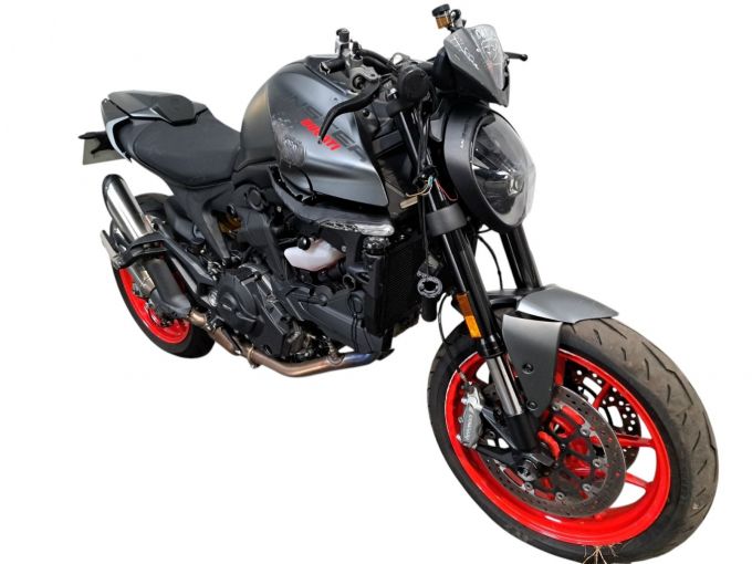 DUCATI MONSTER 900 4