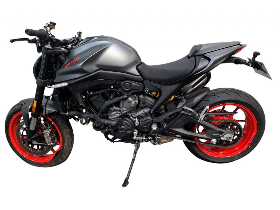 DUCATI MONSTER 900 4