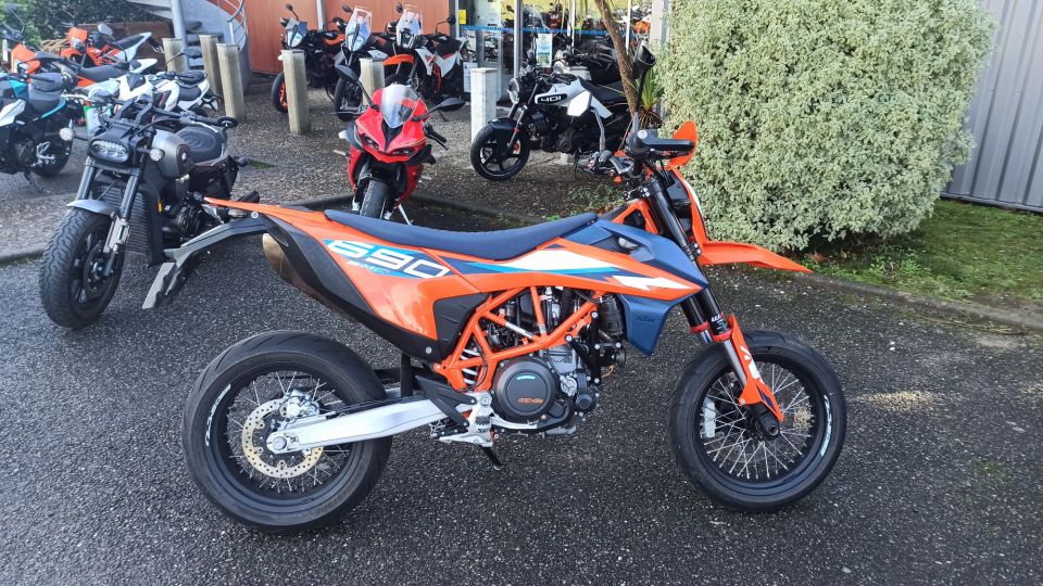 KTM 690 SMC R 4