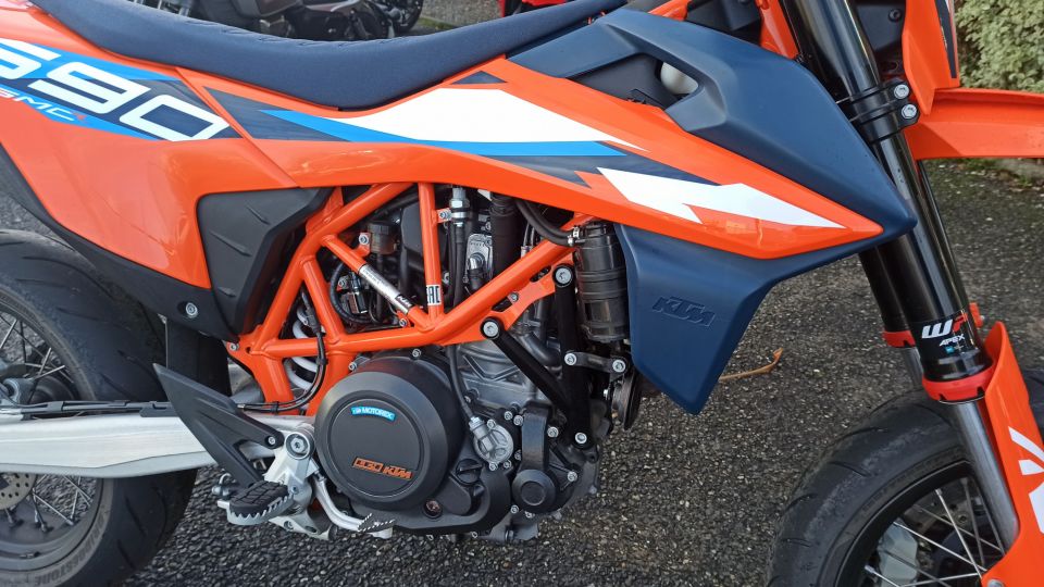 KTM 690 SMC R 4