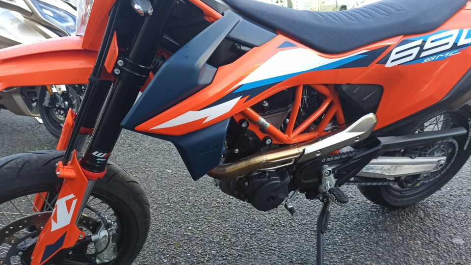 KTM 690 SMC R 4