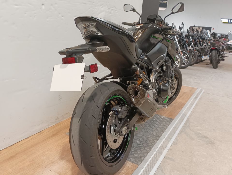 KAWASAKI Z 900 SE 4