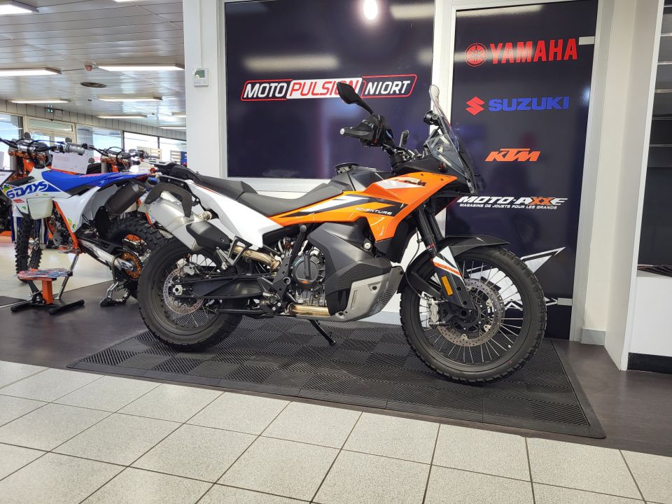 KTM 890 ADVENTURE 4