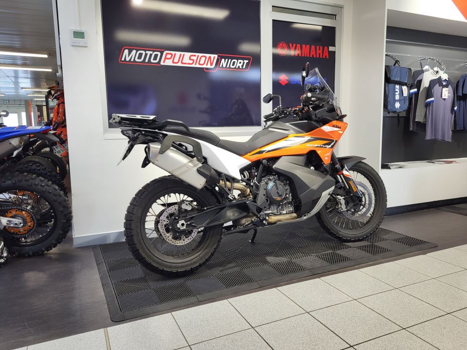 KTM 890 ADVENTURE 4