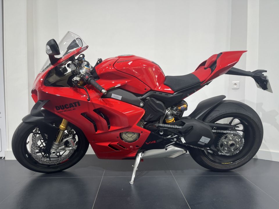 DUCATI PANIGALE 1103 V4 4