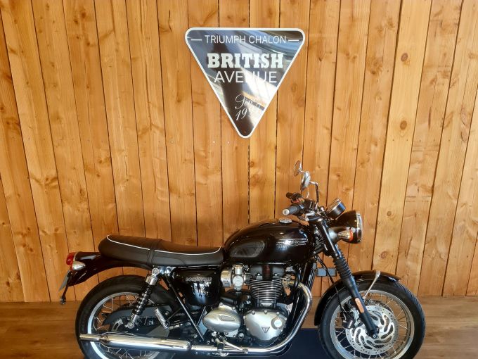 TRIUMPH Bonneville T120 Black 4