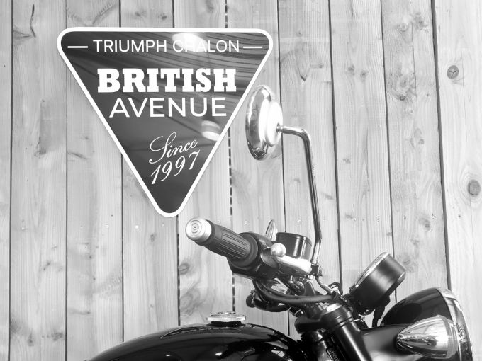 TRIUMPH Bonneville T120 Black 4