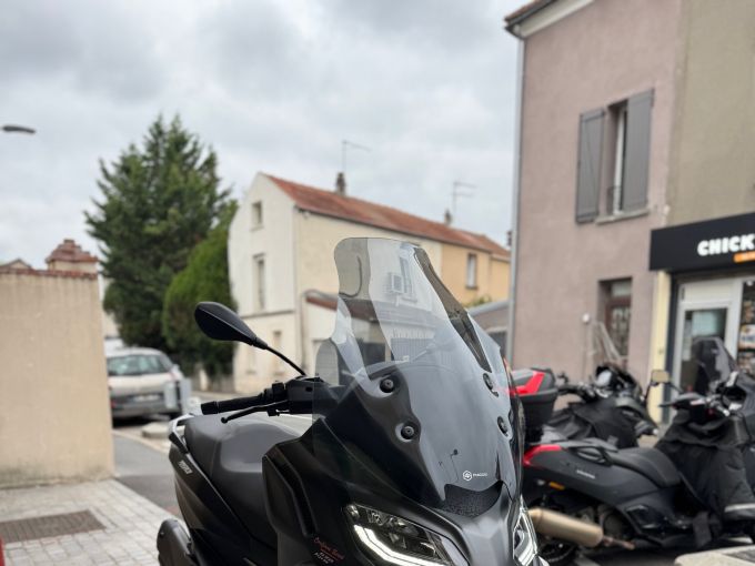PIAGGIO MP3 530 HPE EXCLUSIVE 4