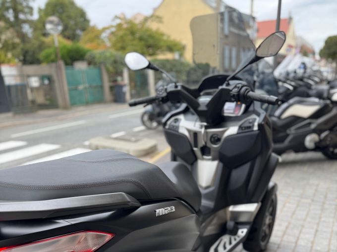 PIAGGIO MP3 530 HPE EXCLUSIVE 4