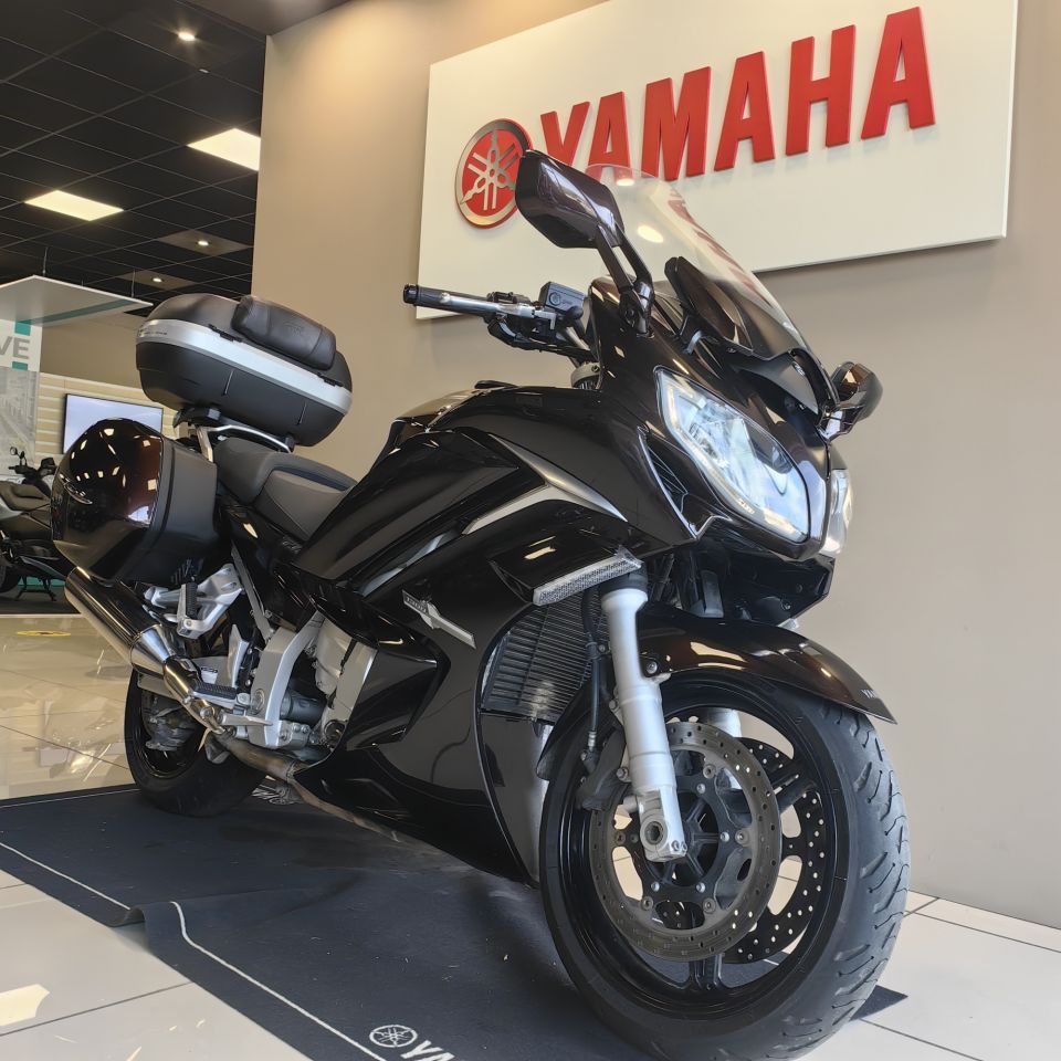 YAMAHA FJR 1300 ABS 4