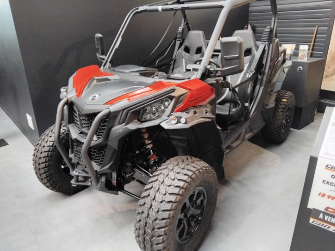 CAN-AM MAVERICK SPORT 1000R 4