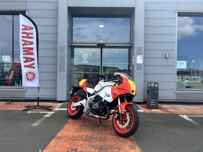 YAMAHA XSR 900 GP 35KW 4
