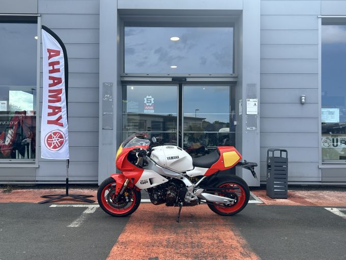 YAMAHA XSR 900 GP 35KW 4