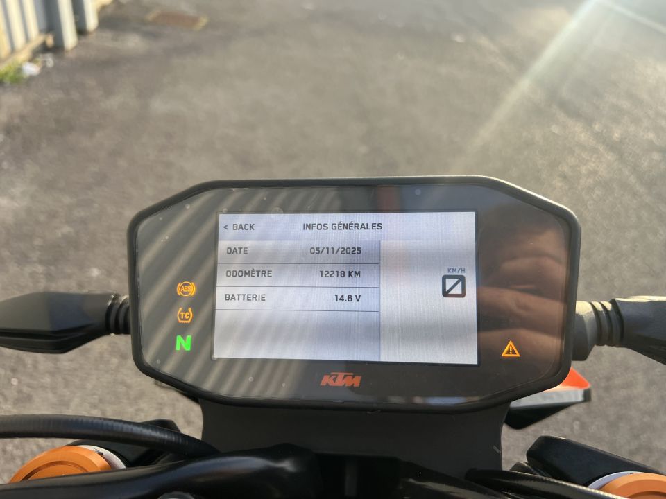 KTM 790 DUKE 4
