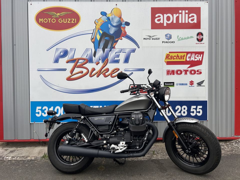 MOTO GUZZI V9 BOBBER 4