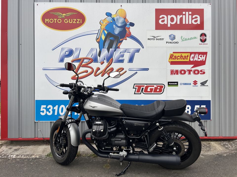 MOTO GUZZI V9 BOBBER 4