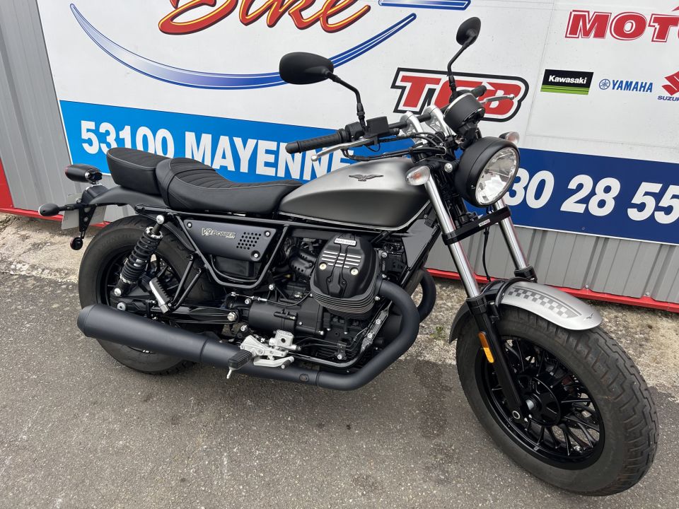 MOTO GUZZI V9 BOBBER 4