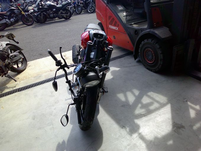 YAMAHA XSR 125 4