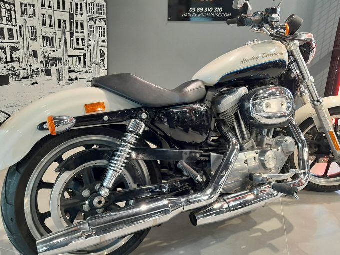 HARLEY-DAVIDSON SPORTSTER 883 LOW 4