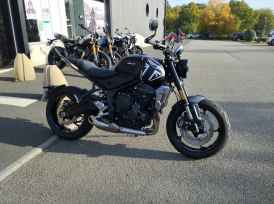 TRIUMPH TRIDENT 660 - 2023