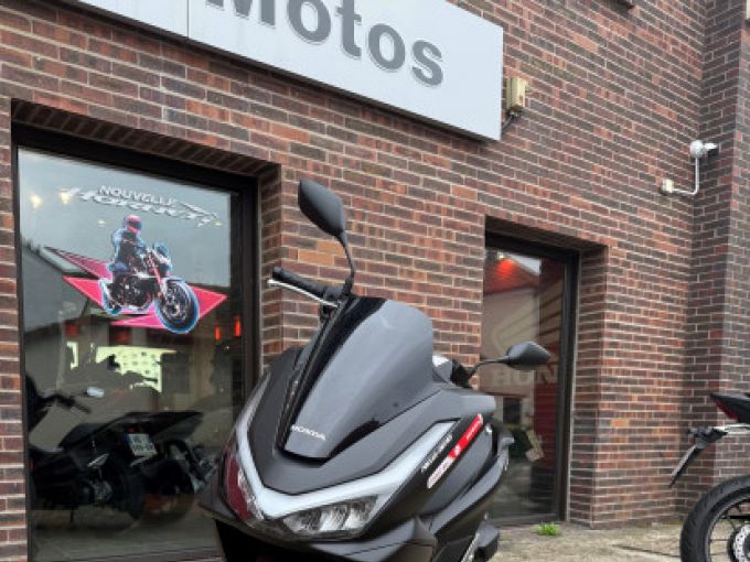 HONDA PCX 125 4