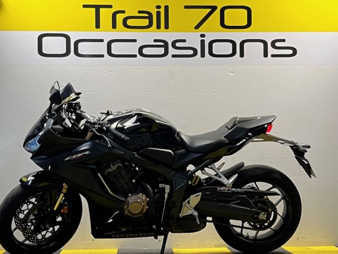 HONDA CBR 650  R 4