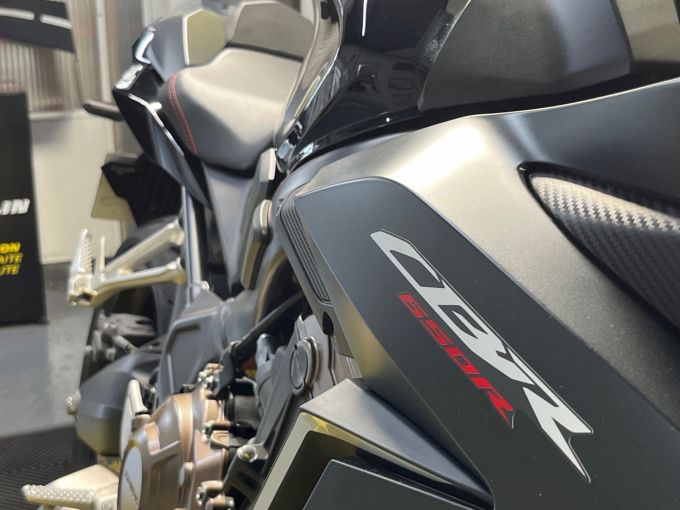HONDA CBR 650  R 4