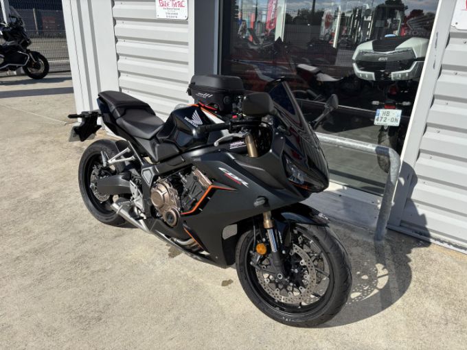 HONDA CBR650R 4