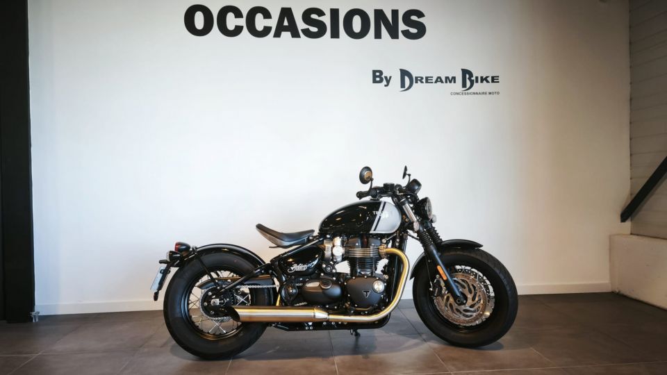 TRIUMPH Bonneville Bobber 1200 4