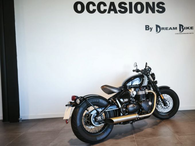TRIUMPH Bonneville Bobber 1200 4