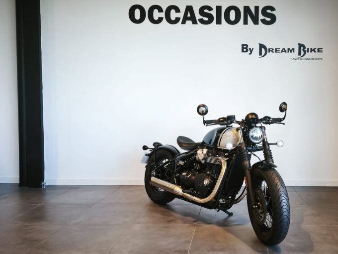 TRIUMPH Bonneville Bobber 1200 4