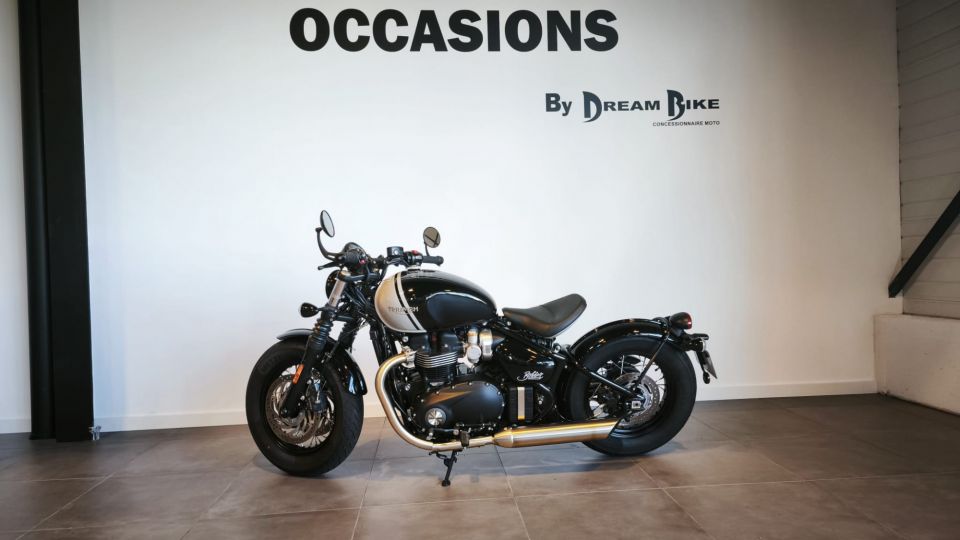 TRIUMPH Bonneville Bobber 1200 4