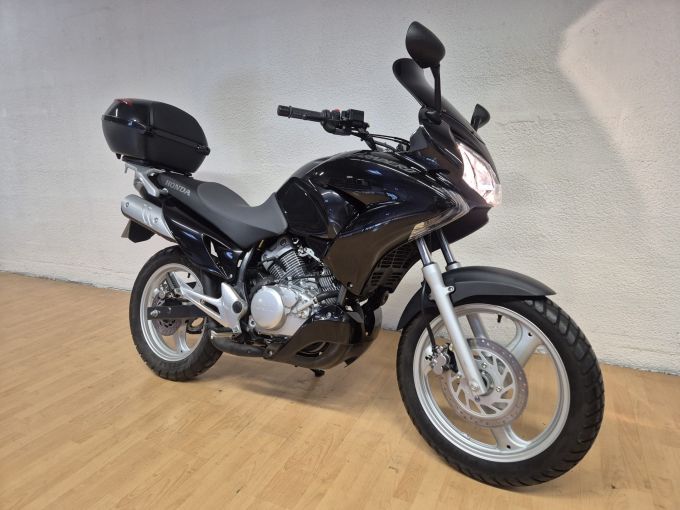 HONDA VARADERO 125 4