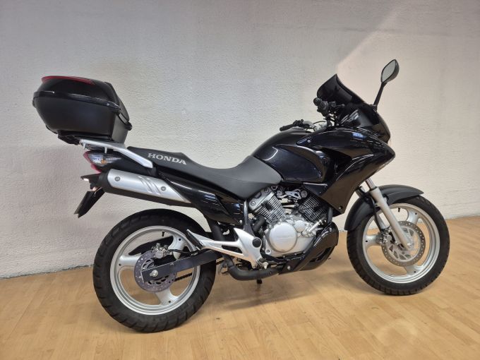 HONDA VARADERO 125 4