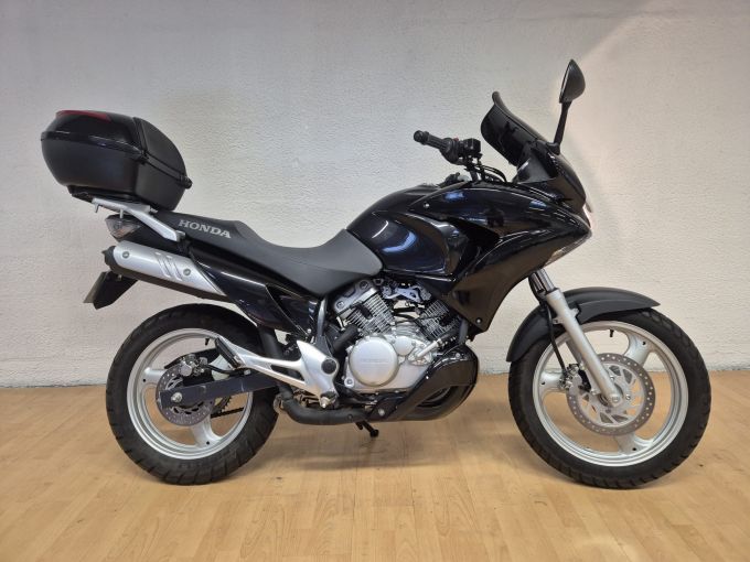 HONDA VARADERO 125 4