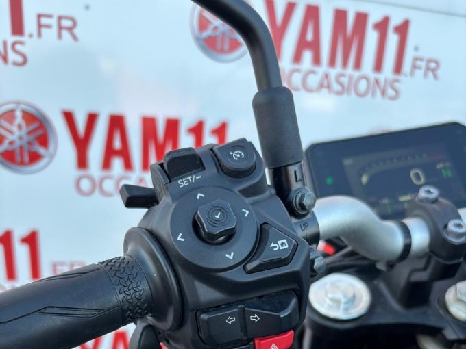 YAMAHA MT-07 Y-AMT 4