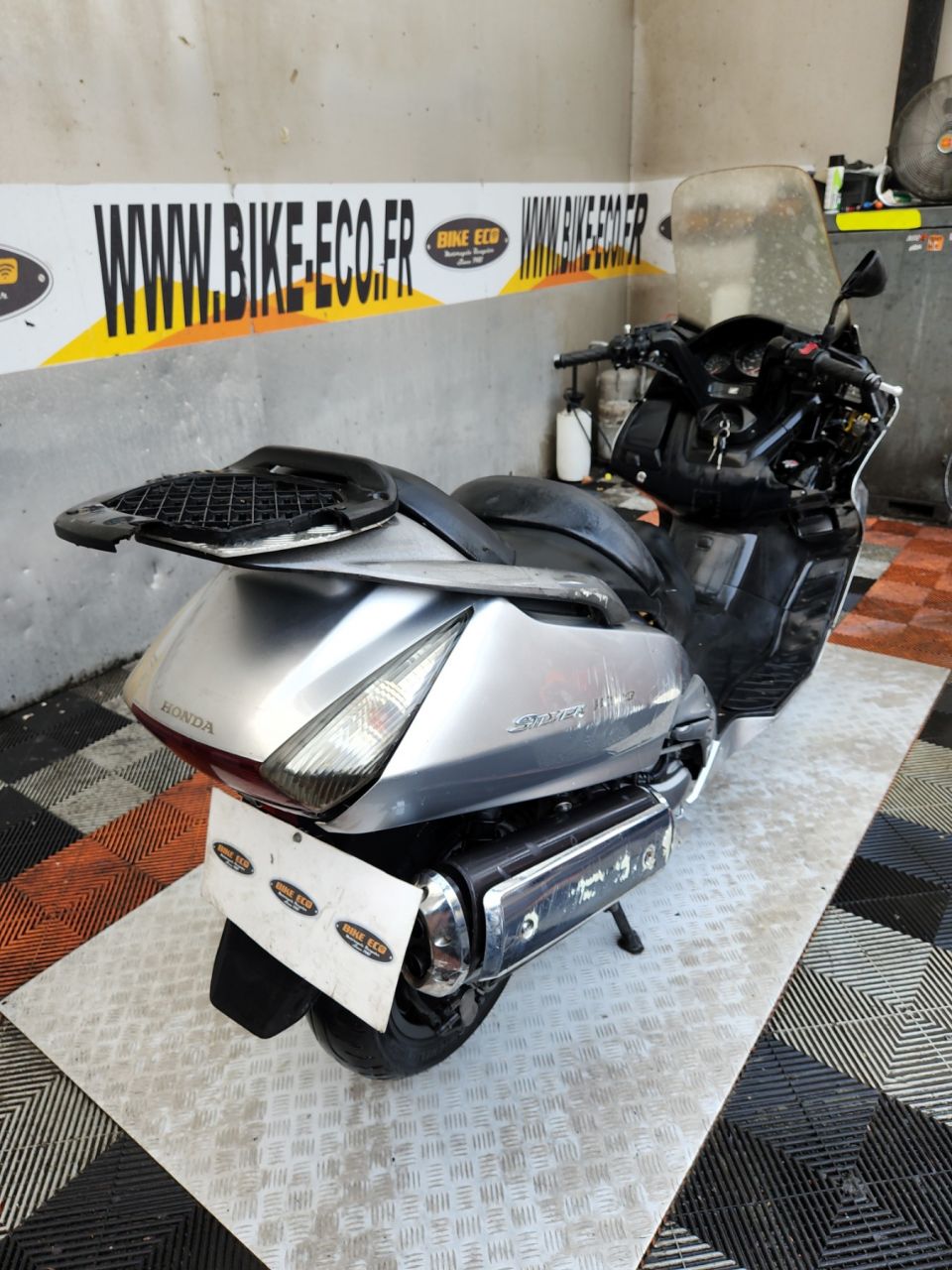 HONDA silverwing 400 4