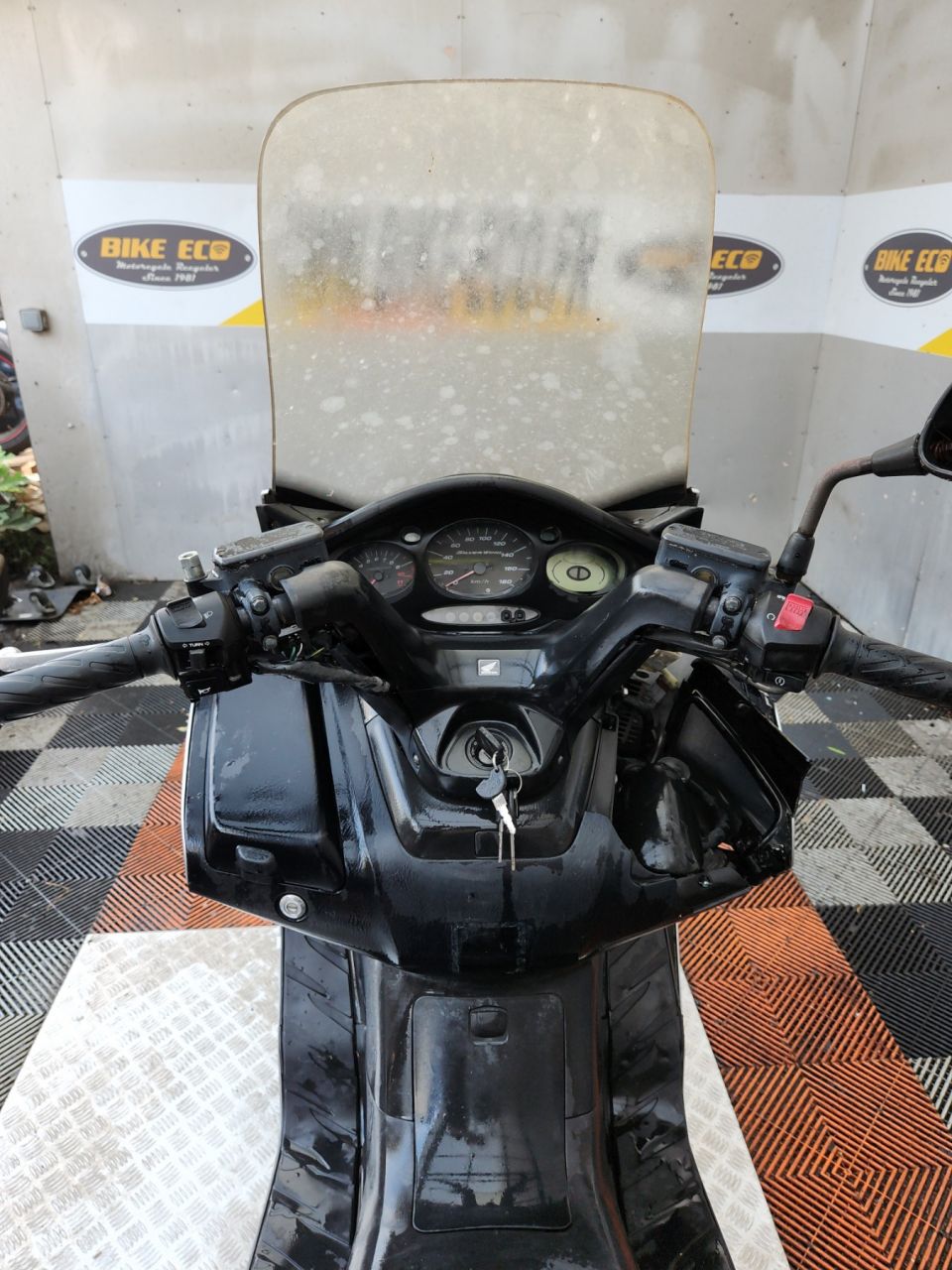 HONDA silverwing 400 4