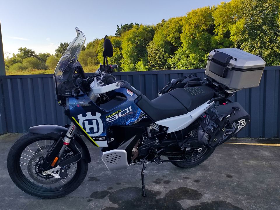 HUSQVARNA NORDEN 901 EXPEDITION 4
