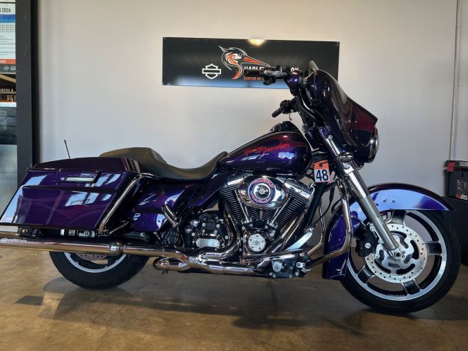 HARLEY-DAVIDSON TOURING STREET GLIDE 1690 4