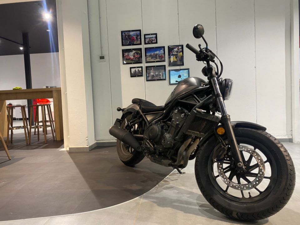 HONDA CMX 500 REBEL 4