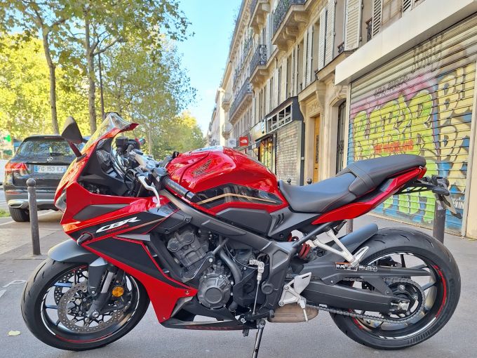 HONDA CBR 650  R 4