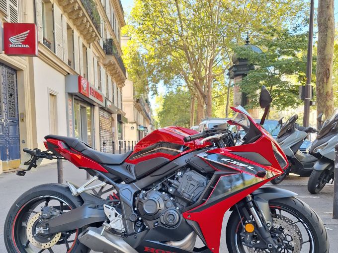 HONDA CBR 650  R 4
